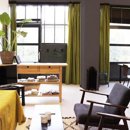 The Quay - Free Parking Amsterdam