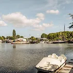 The Quay - Free Parking Guest house Amsterdam