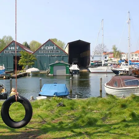 The Quay Amsterdam-noord - Free Parking